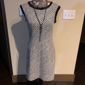 Sz 8 dress